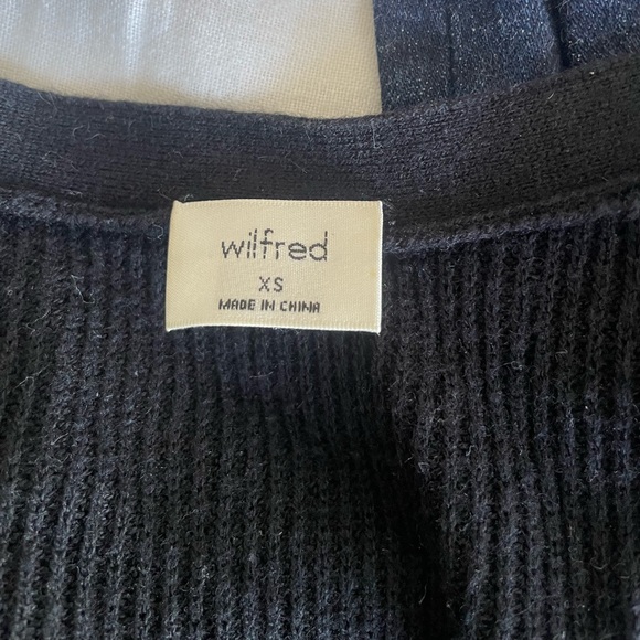 Aritzia Wilfred button down cardigan size Xs - Picture 2 of 5